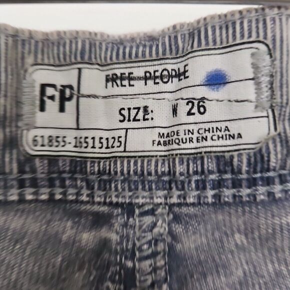Free‎ People Women’s Cream/Denim Wash Thin Corduroy Pants Size 26  Low Rise GUC! - Picture 3 of 8